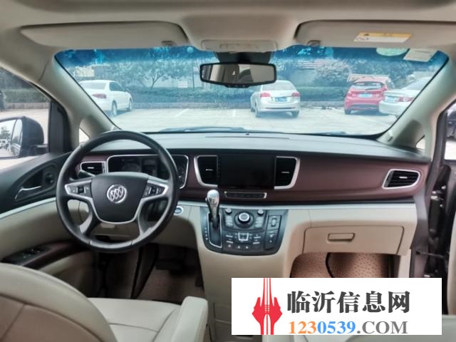 别克 别克GL8 2015款 GL8 豪华商务车 2.4 手