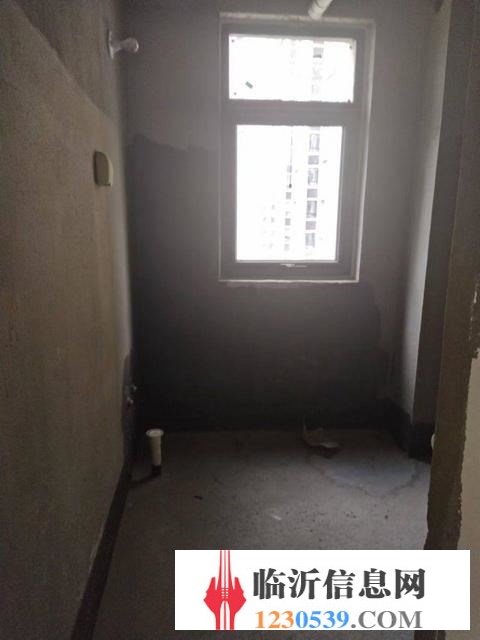 急售 南排 证过二 有钥匙可以看房子