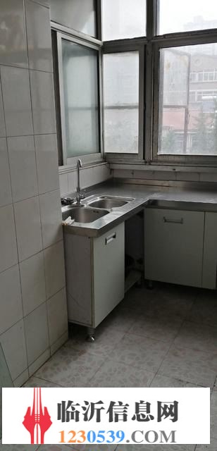 银雀山路东苑小区A一中一小东邻